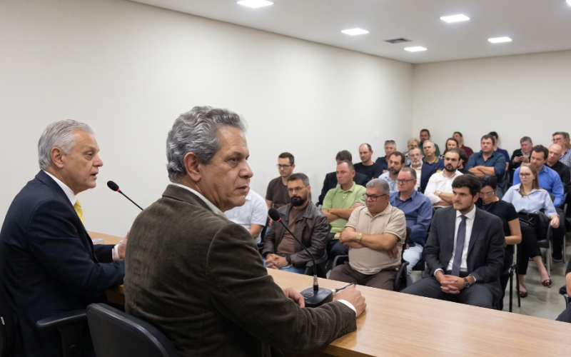 Orcispar promove Workshop onde prefeitos conhecem e debatem modelos de gestão do saneamento básico